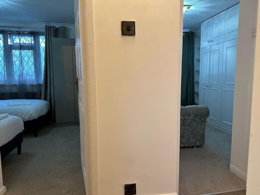 Spacious 4 Bedroom House Billericay Extérieur photo
