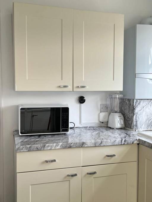 Spacious 4 Bedroom House Billericay Extérieur photo