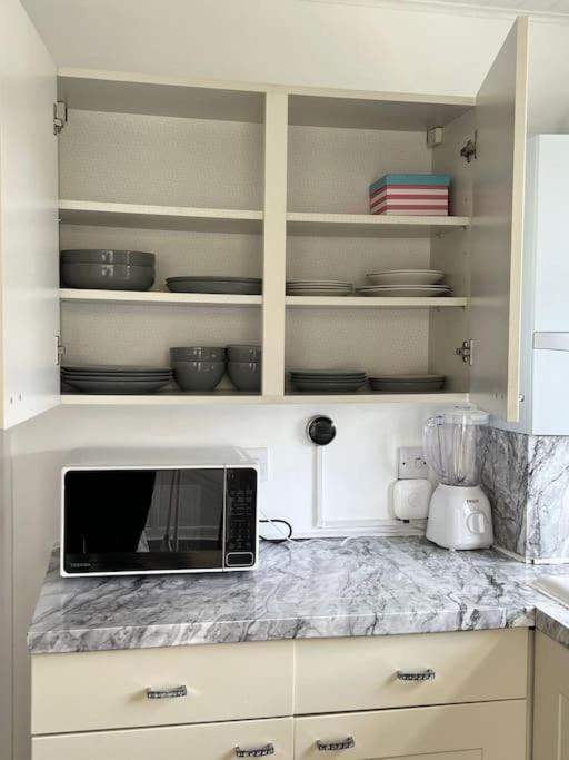 Spacious 4 Bedroom House Billericay Extérieur photo